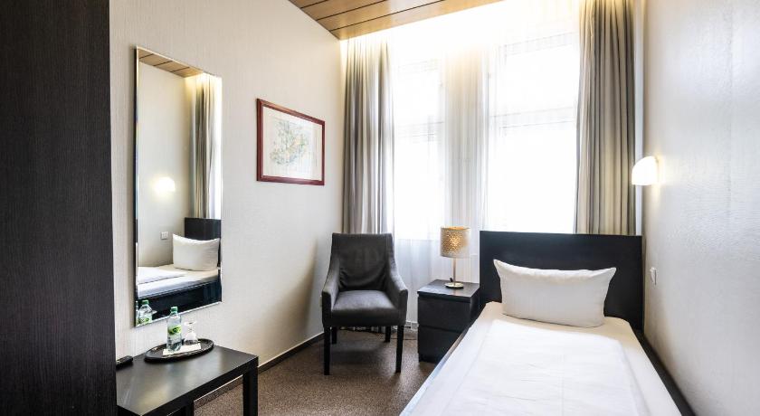 柏林 Hotel und Rasthof AVUS 酒店 客房