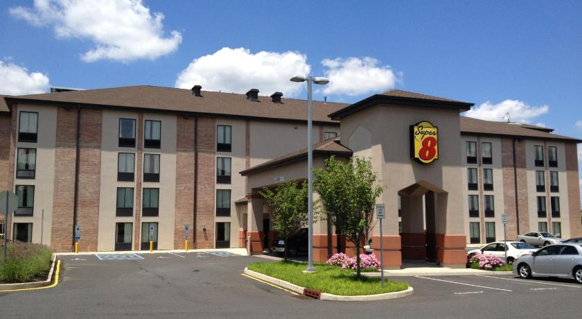 Super 8 By Wyndham Mount Laurel