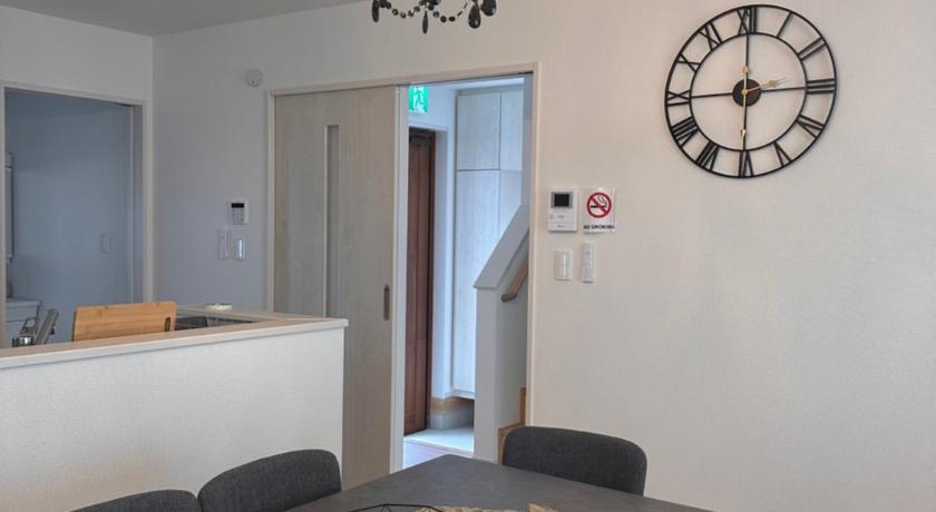 오키나와 본섬 AKEMIO-House 4성급 싱글룸 레스토랑