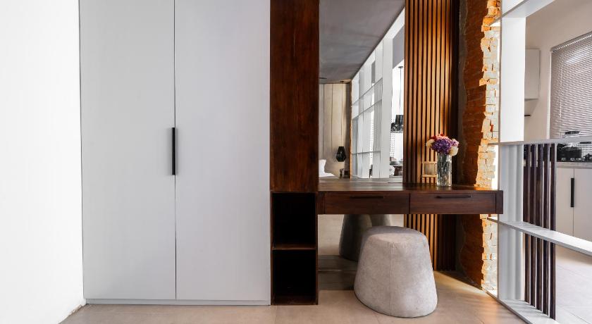 발리 세벨라스 아파트먼트 바이 EVDE키미 우붓 (Sebelas Apartments by EVDEkimi Ubud ) 5성급 게스트하우스 레스토랑