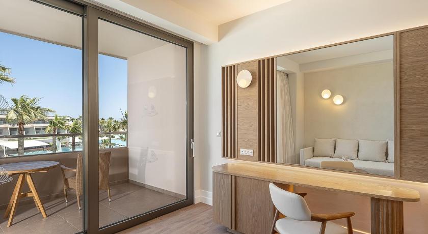 Image of Family Room with Balcony 8