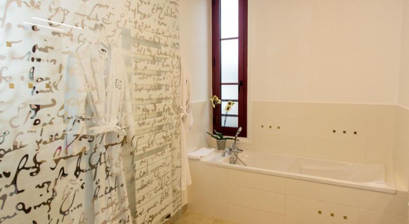 Hotel Spa - Au Charme Rabelaisien