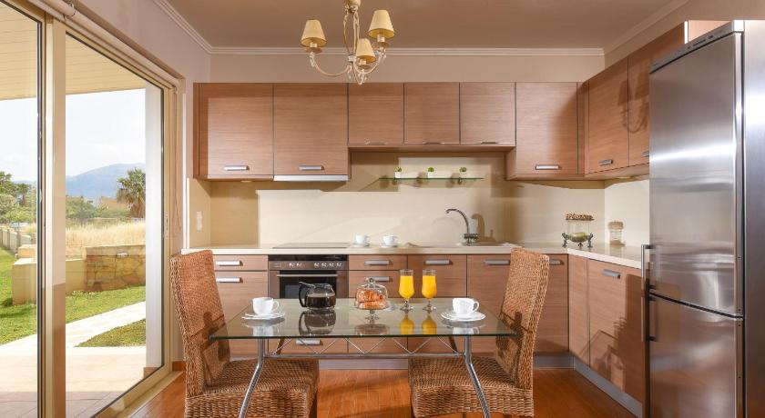 Image of Superior Suite with Garden View 1