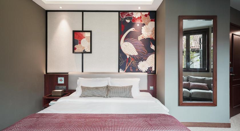 Image of Suite Queen 6
