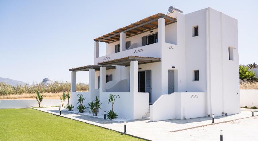 Filia Skyros Suites