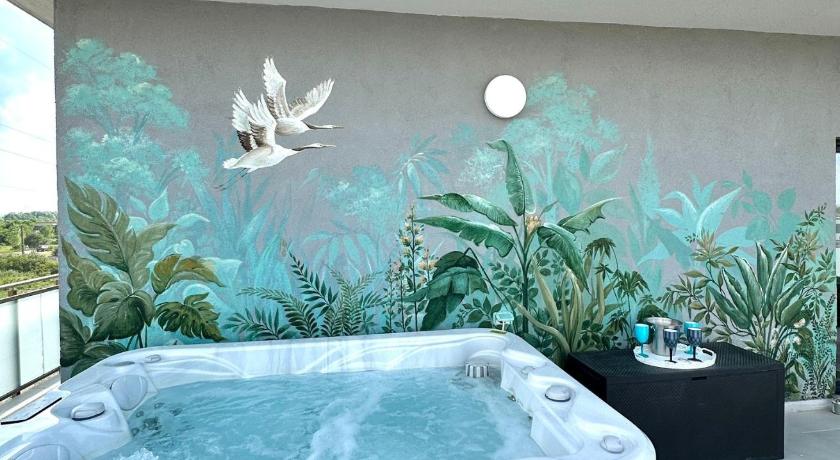 蒂米什瓦拉 Bridge Apartment & Jacuzzi 3星级 酒店 套房