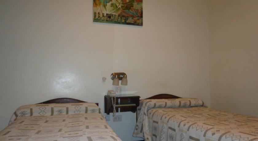 Image of Quintuple Room 0