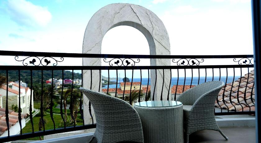 Image of Premium Double Room with Sea View and Balcony 8