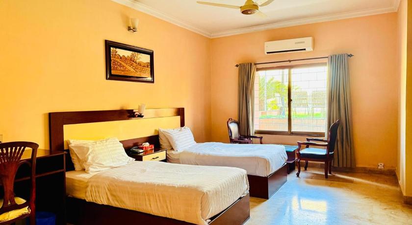 Pameer Hotel