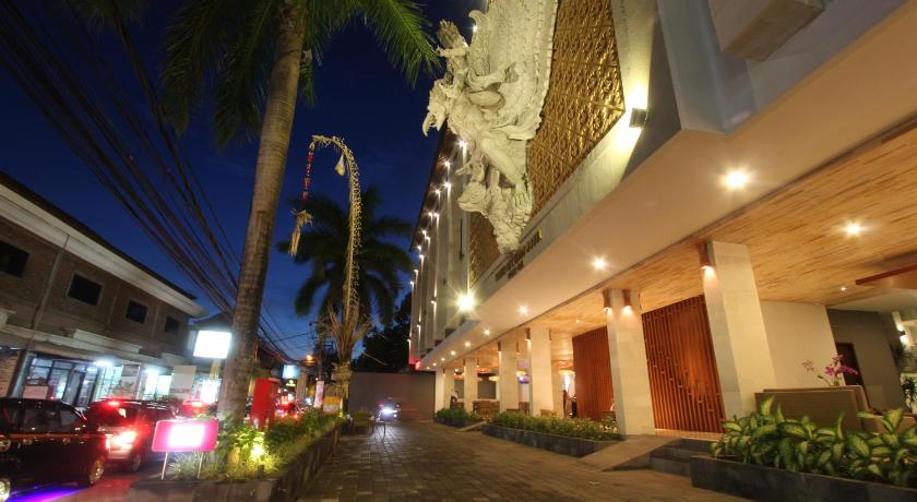 Grand La Walon Hotel - image 31
