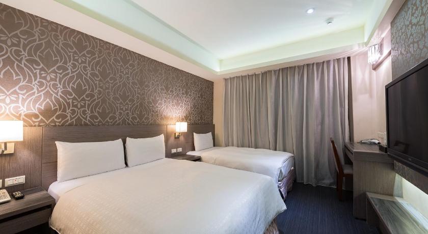 Image of Standard Triple - 1 Double Bed and 1 Single Bed, Non-Smoking 0