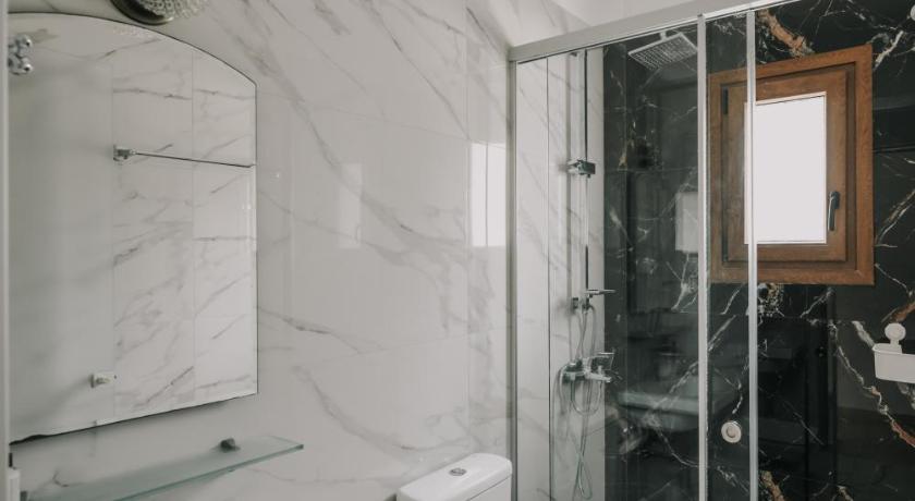 Image of Studio Apartment 2