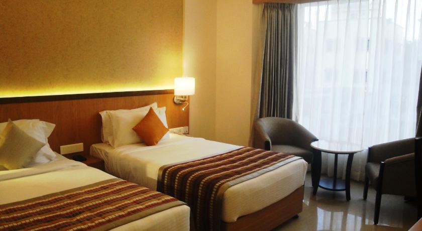 Image of Winter Green Room 7