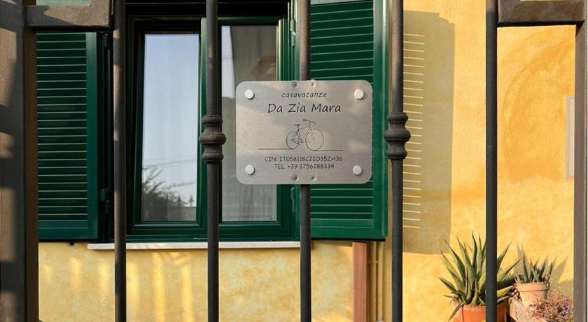 ローマ Da Zia Mara 4つ星 シングルルーム レストラン