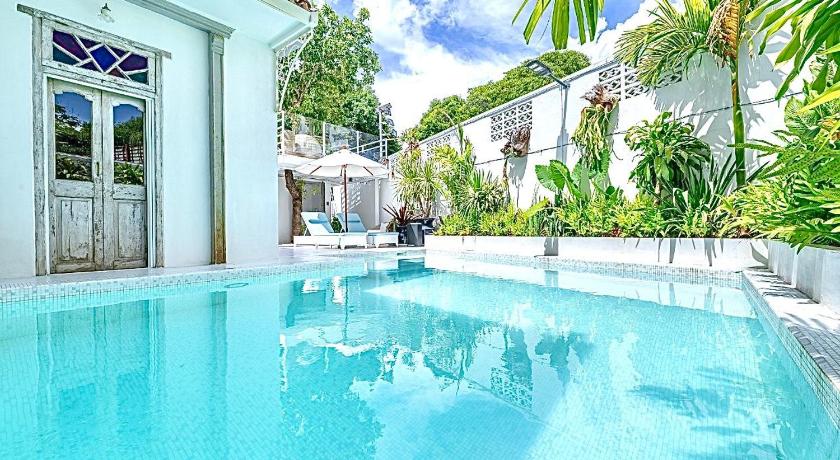 Santitham Pool Villa I 5 Bedrooms I walkable I Entire villa I Daily Housekeeping