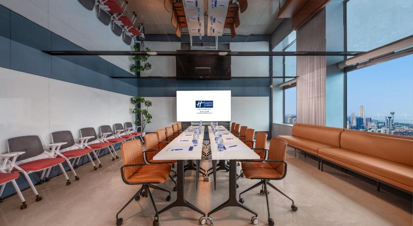 Holiday Inn Express Wuhan Jianghan Road - image 15