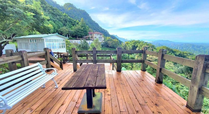 Chill hill cottage - image 24