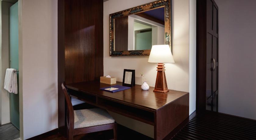 Image of Executive Twin Room 9