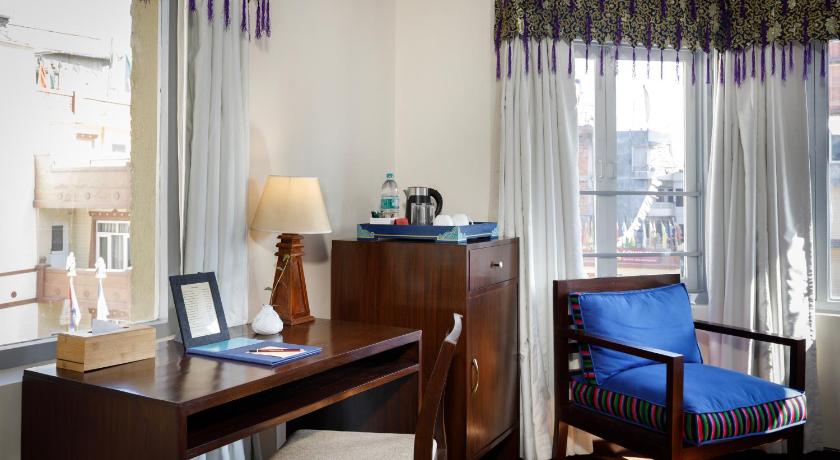 Image of Executive Twin Room 11