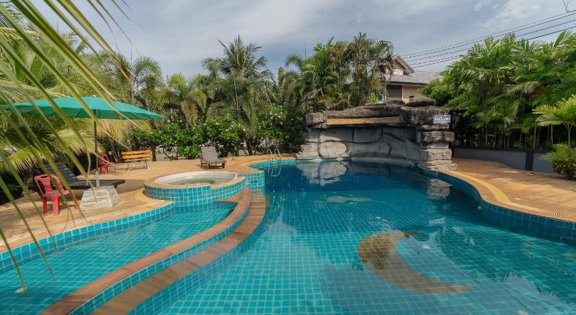 Image of Standard Hotel Room 3