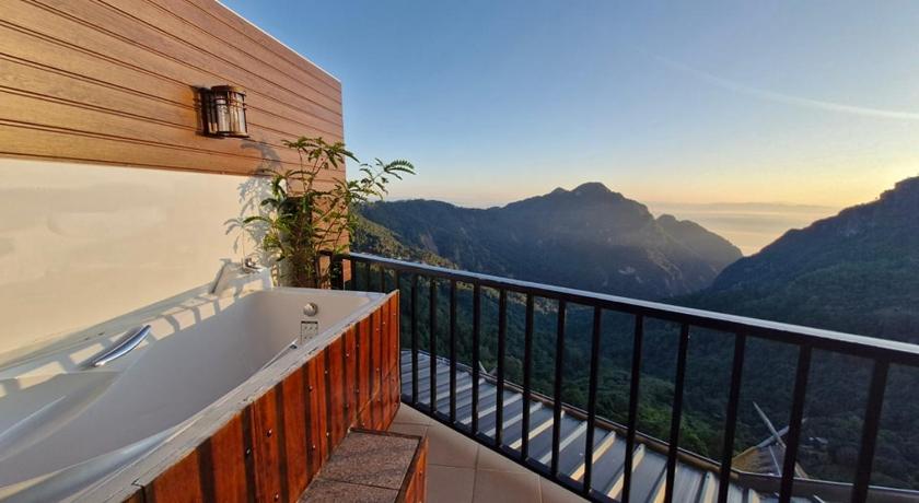 メーサイ（チェンライ） Phahee valley ผาฮี้วัลเล่ย์ 3つ星 ゲストハウス ロビー