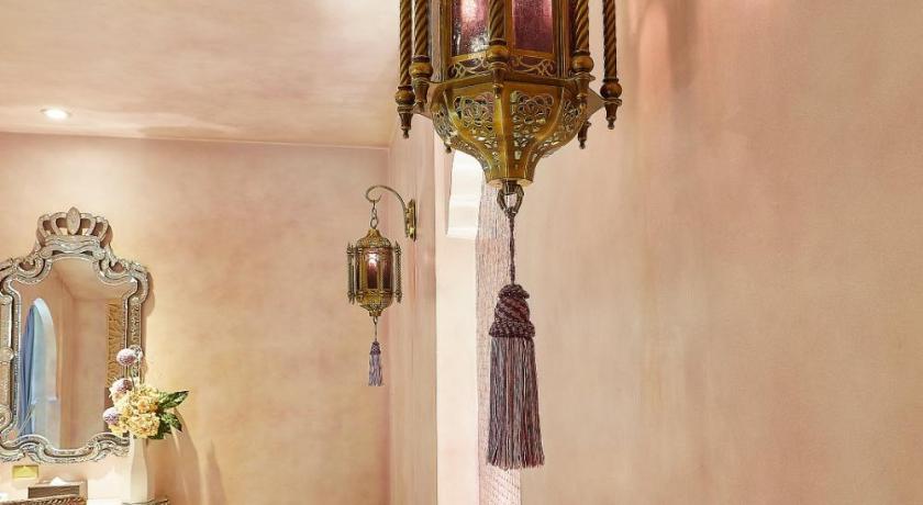 Image of King Room 16