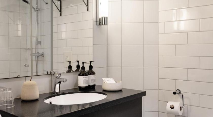 Image of Junior Suite 9