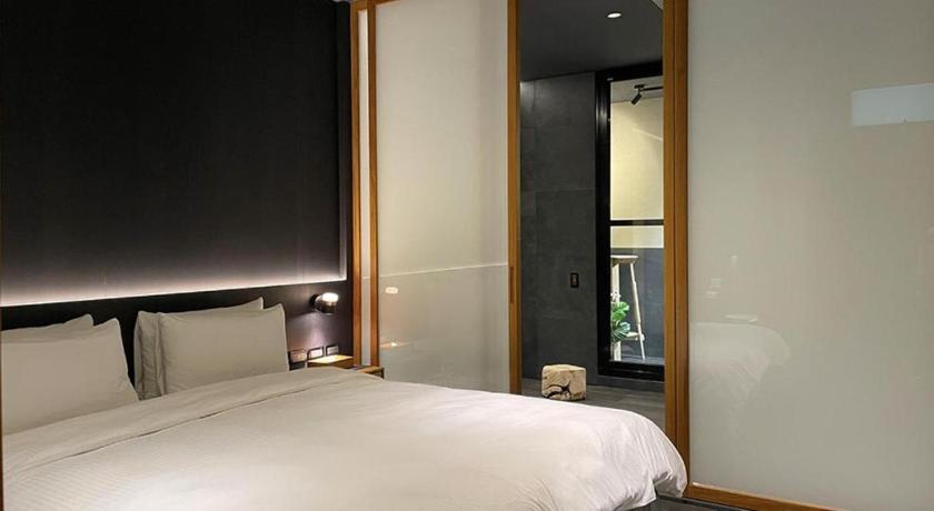 Image of Economy Double Room 3