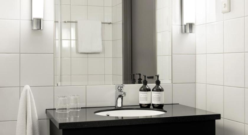 Image of Standard Single Room 2