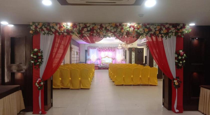 Hotel OK International – Varanasi, VA