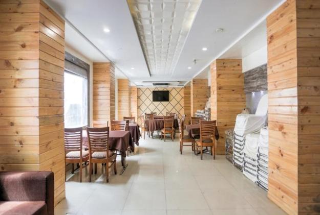 Hotel OK International – Varanasi, VA