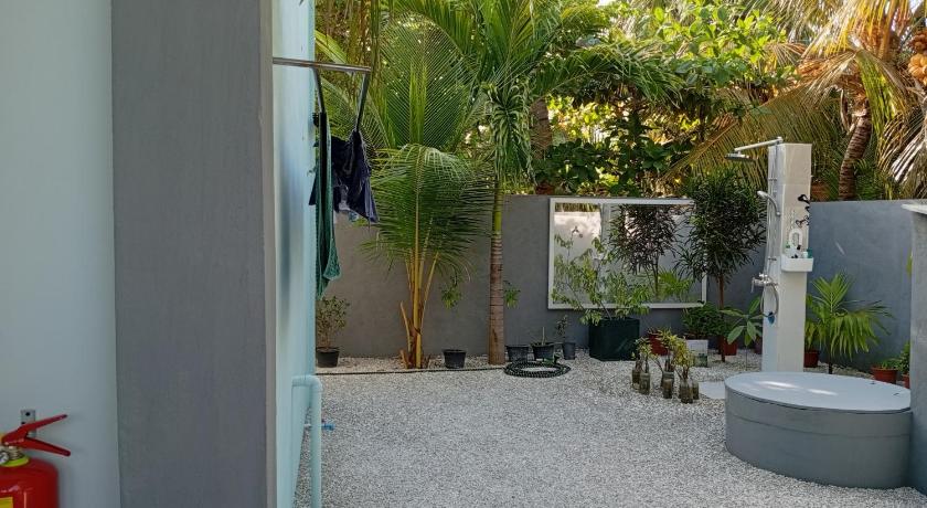 몰디브 아일랜드 iruka guesthouse 숙소 외관
