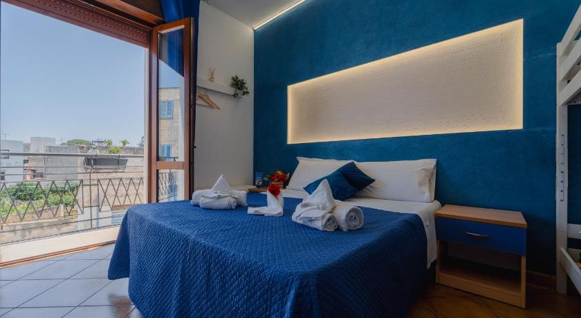 "L'Oasi di Favignana" Room and Charme