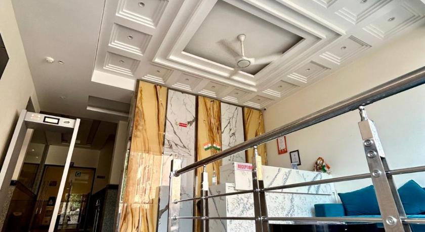 Hotel Z Suites Mahipalpur - Delhi Airport - image 12