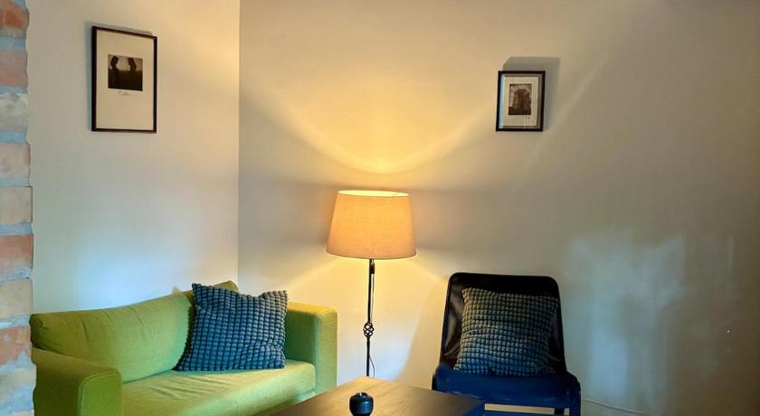 Belgrade Tiny Home L&B 3-Star Single Room exterior