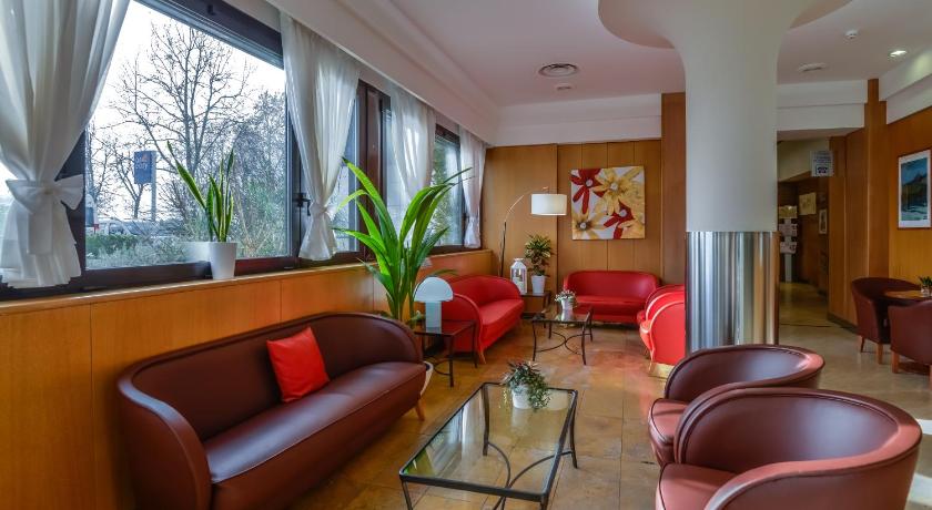 Hotel Bologna Airport photo