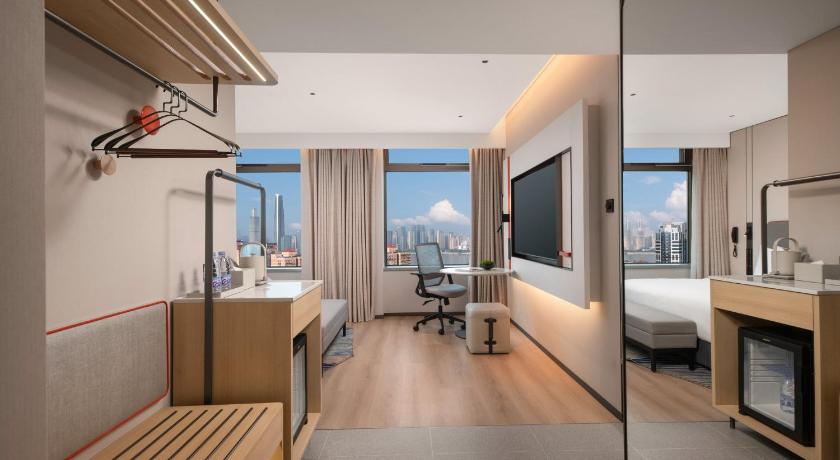 Holiday Inn Express Wuhan Jianghan Road - image 43