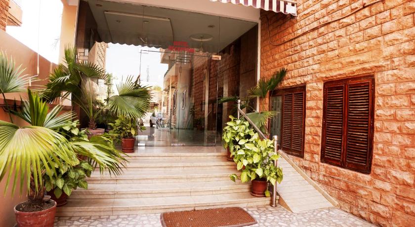 Hotel Sandhu Palace – Jodhpur, FL