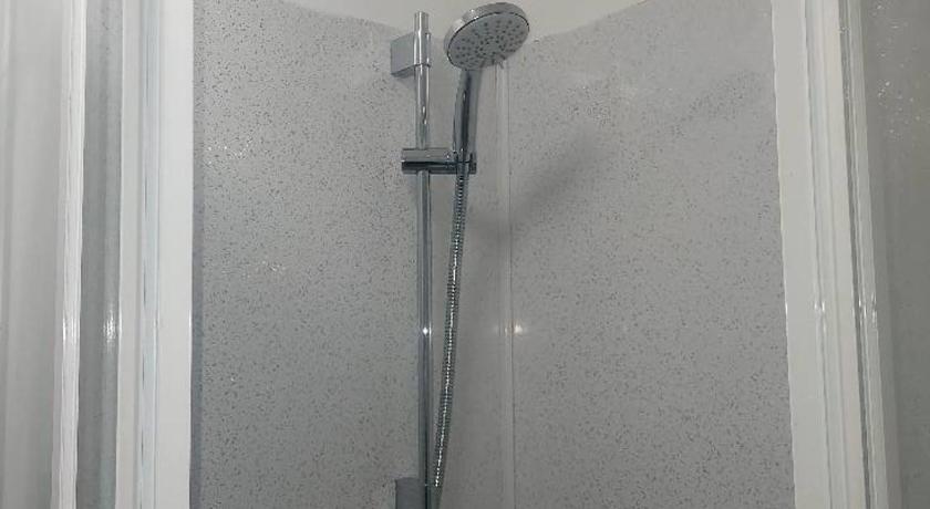 Image of Double room with private bathroom 3