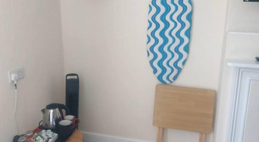 Image of Double room with private bathroom 5