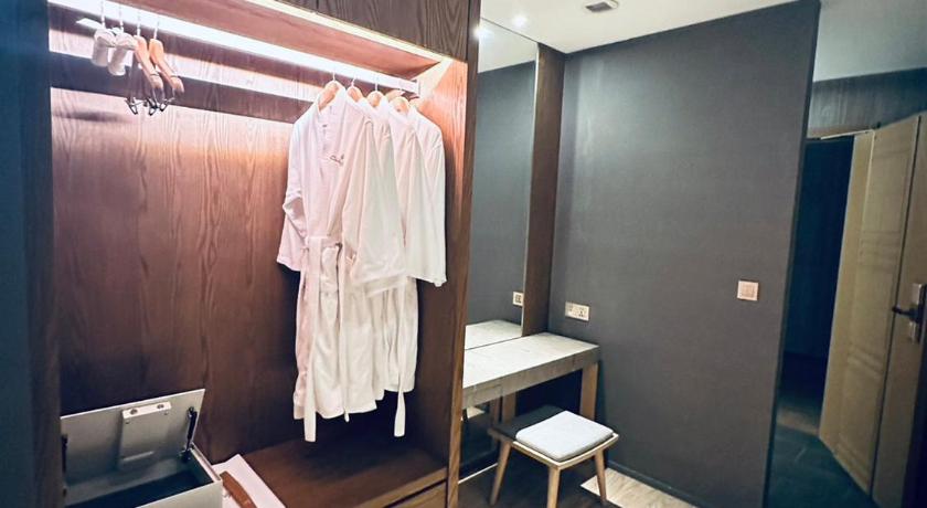 Image of Family Suite XL 5