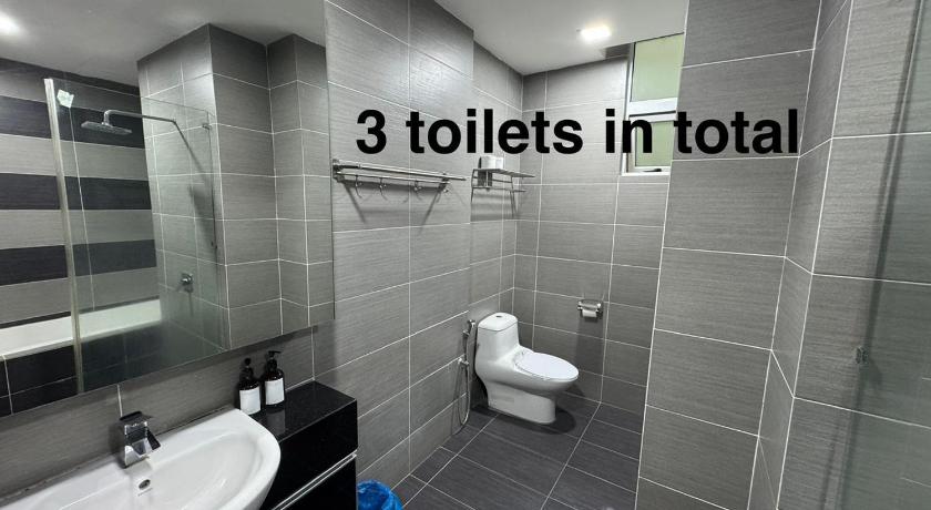 Image of Four-Bedroom Deluxe Apartment 9