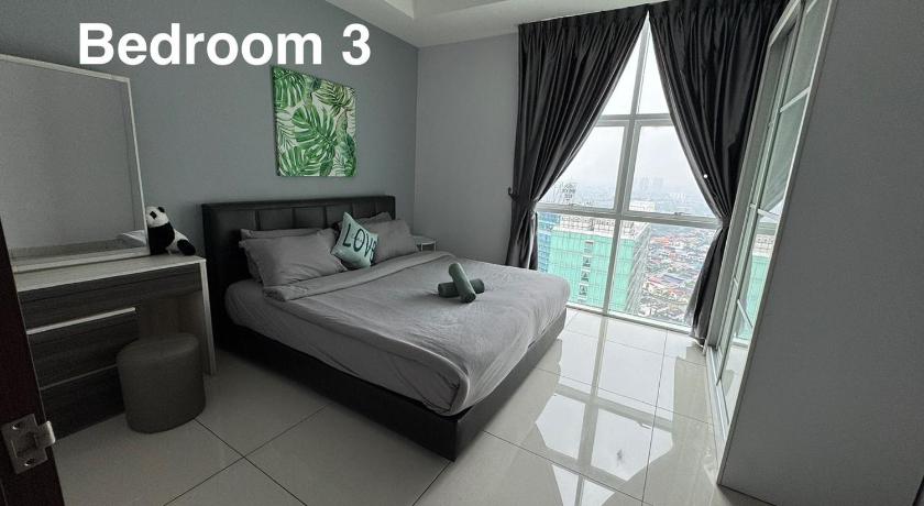 Image of Four-Bedroom Deluxe Apartment 3