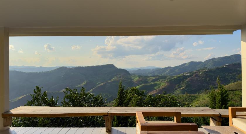 メースアイ／ウィアンパパオ Tramont 4つ星 ホテル 眺望