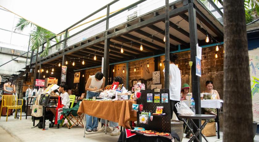 AREA81 HIDEOUT Hostel Khaosan - image 10