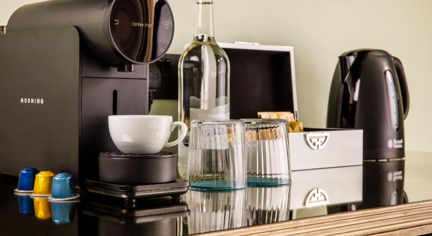 Image of Continental Suite 8
