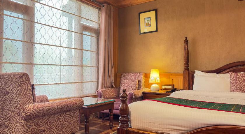 Image of Double Room with Balcony 4
