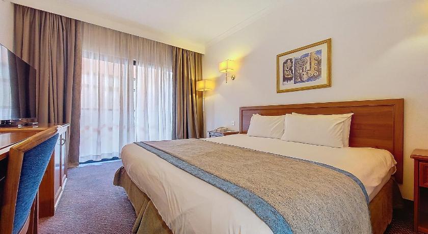 Image of Standard Double or Twin Room 4