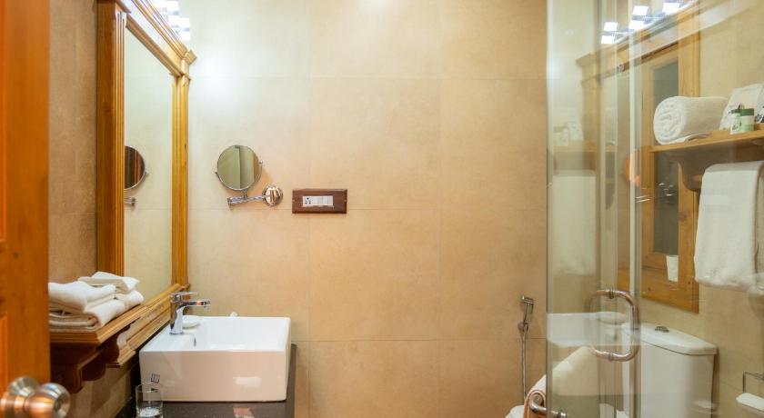 Image of Luxury  Room 2