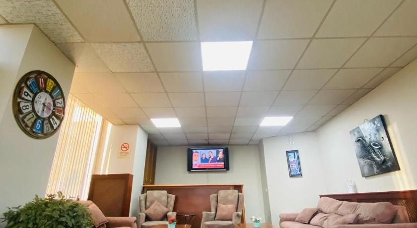 Ani Park Hotel - image 2